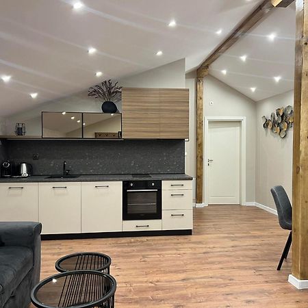 Хотел Vip Apart House 普列文 外观 照片