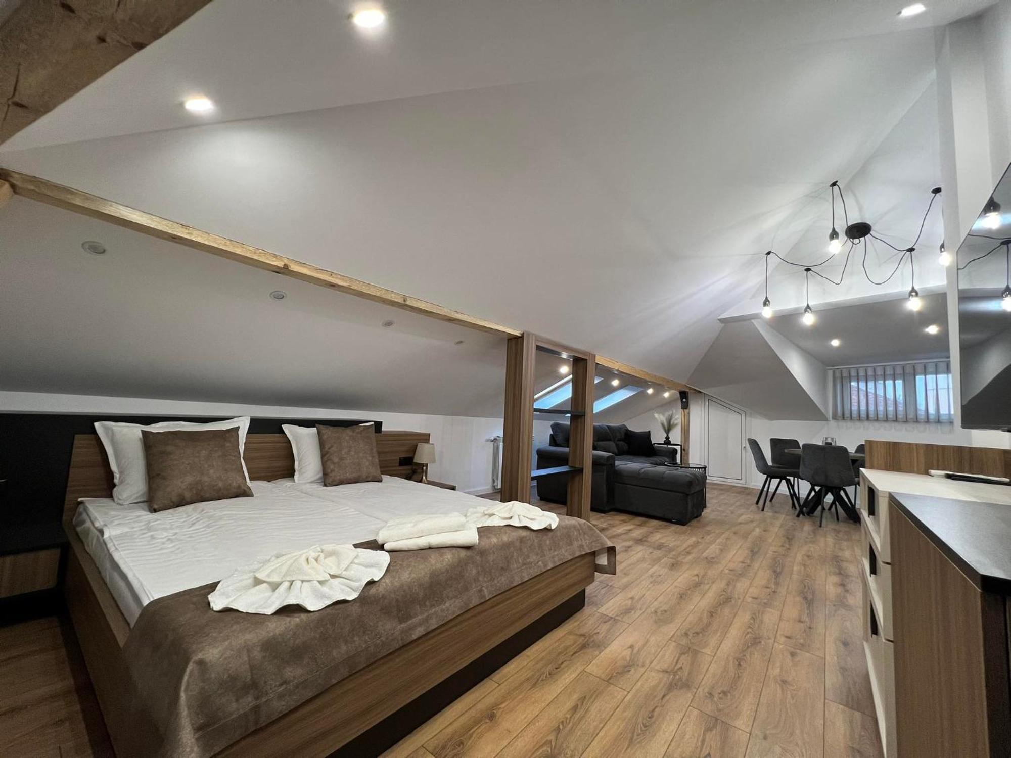 Хотел Vip Apart House 普列文 外观 照片